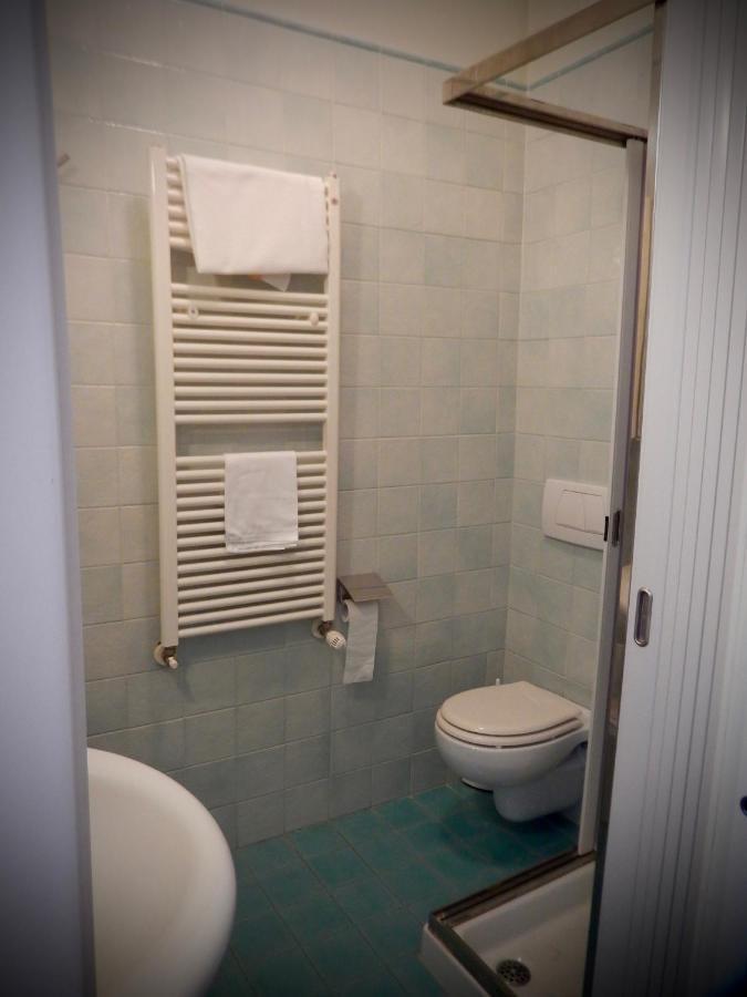 Hotel Giglio Salsomaggiore Terme Bagian luar foto